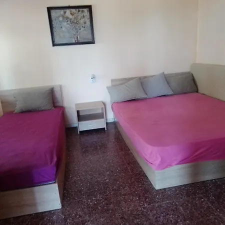 Violeta, Halkidiki, Nea Kalikratia Nea Kallikrateia