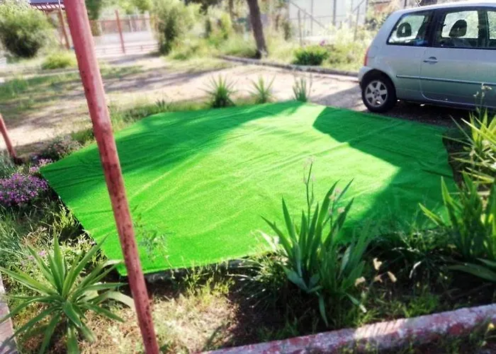 Violeta, Halkidiki, Nea Kalikratia * Nea Kallikrateia